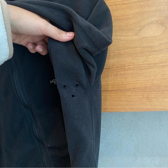 The North Face Full Zip Long Sleeve Black Fleece, Size M - Picture 4 of 6